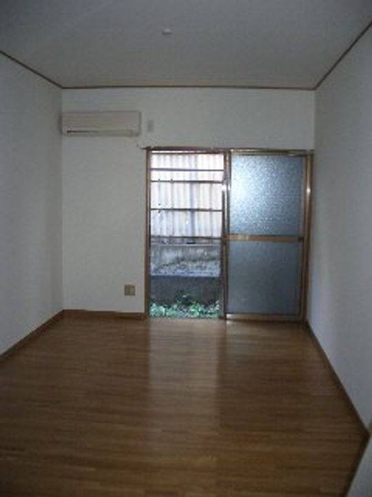 コーポハナブサの居間