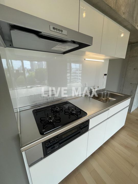 東京都港区港南4(マンション)の賃貸物件のキッチン