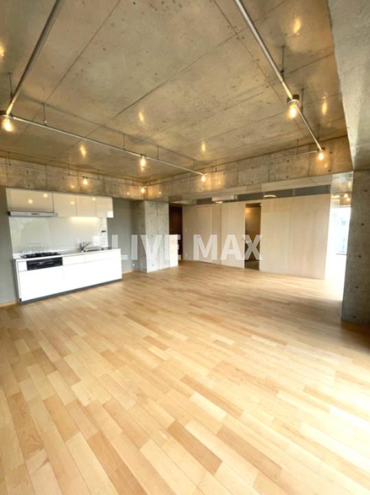 東京都港区港南4(マンション)の賃貸物件の居間