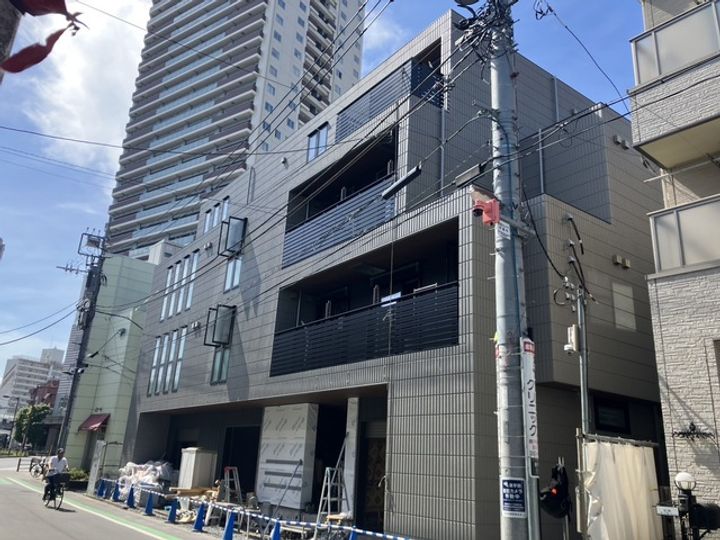 グランウェストの外観