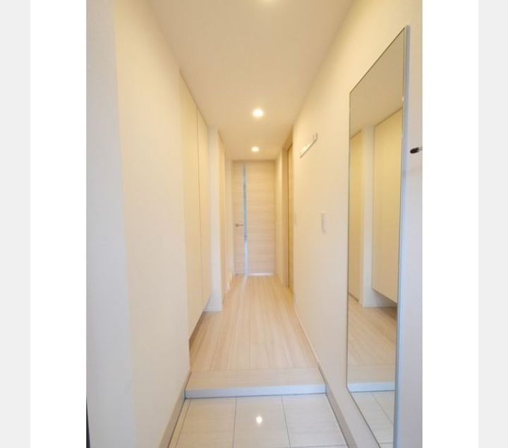 コンフォリア秋葉原EASTの玄関