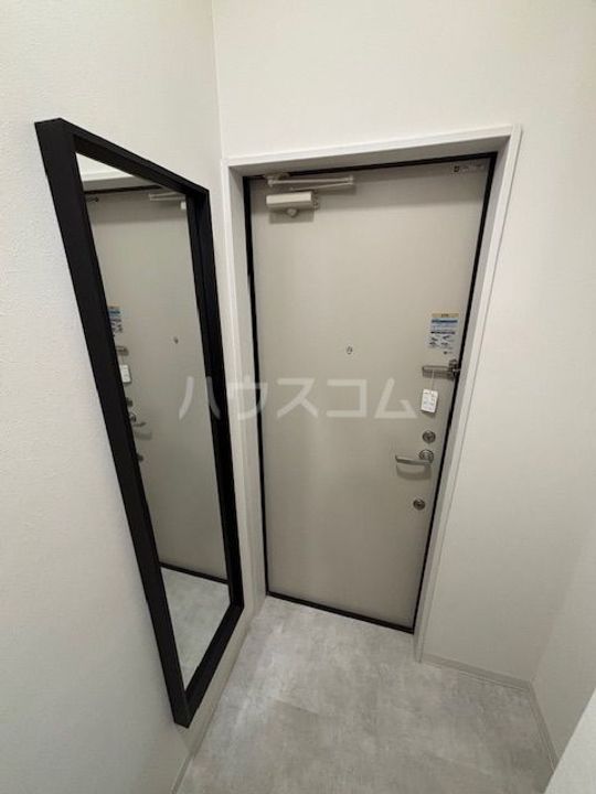 ペルル穴川の玄関