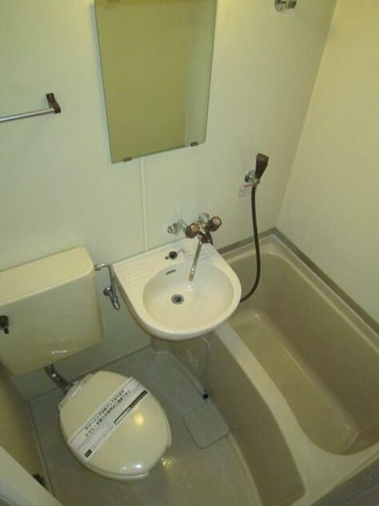 東京都世田谷区砧6(アパート)の賃貸物件の風呂