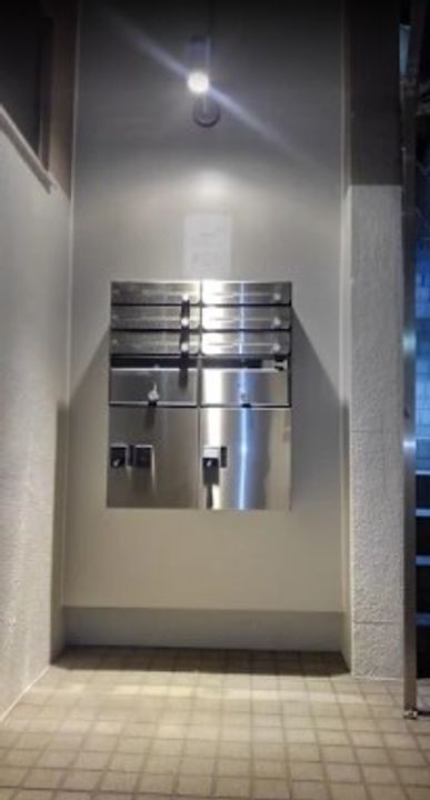 東京都中野区本町5(マンション)の賃貸物件の地図