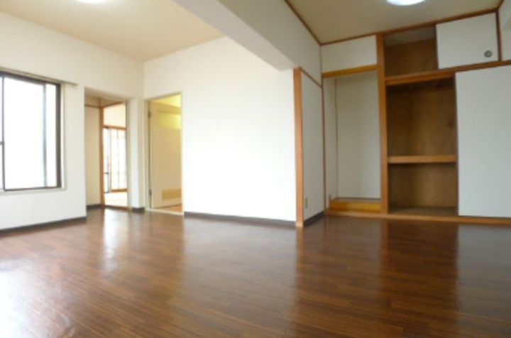 福岡県北九州市八幡西区萩原1(マンション)の賃貸物件の居間