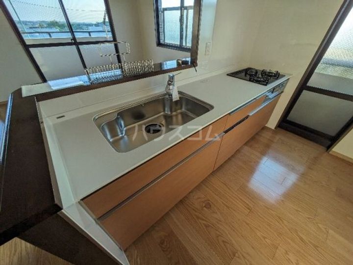 グローリアスヒルズ名東神丘町のキッチン