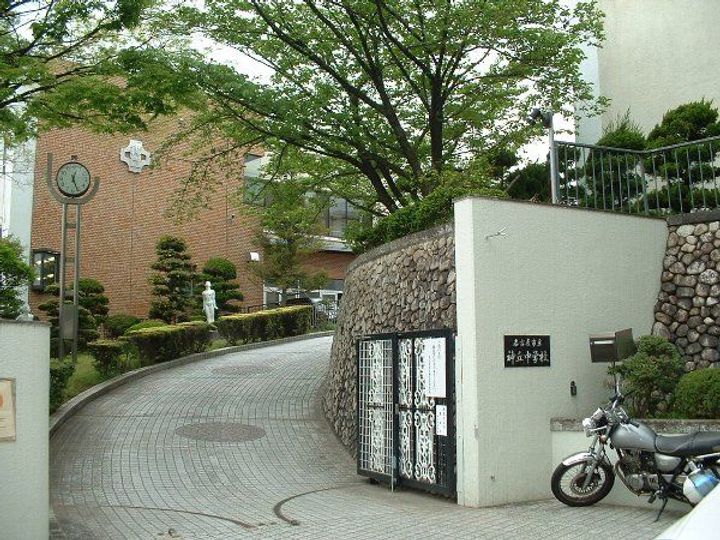 グローリアスヒルズ名東神丘町の周辺