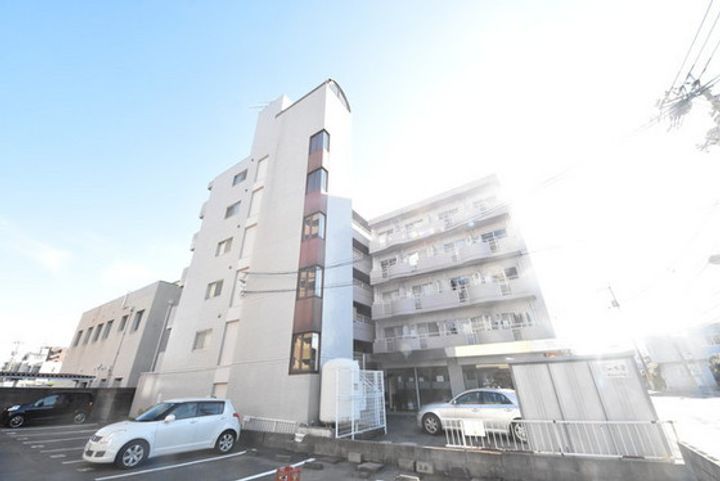 グランツ西古松Iの外観