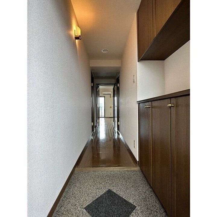 栃木県宇都宮市元今泉4(マンション)の賃貸物件の玄関