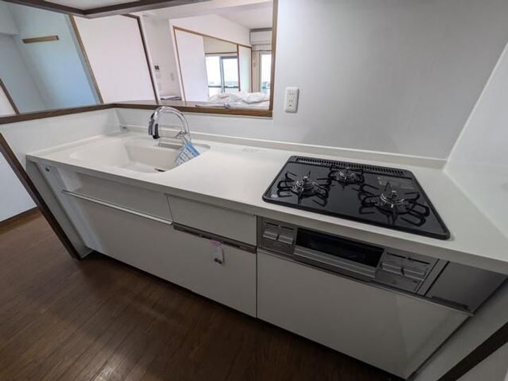 チュリス帯山東のキッチン