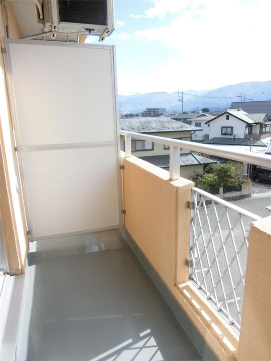 ともやプレイスの内装