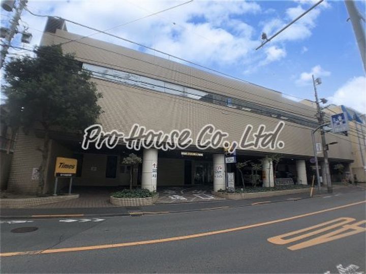 プラチナパレスの周辺