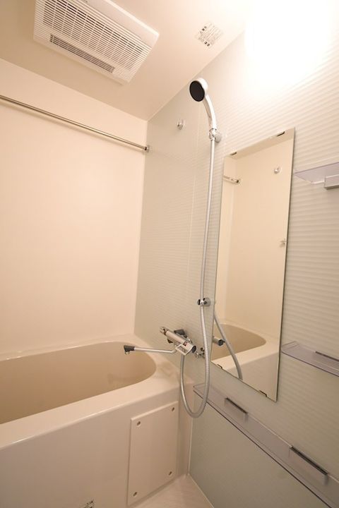 埼玉県草加市吉町3(マンション)の賃貸物件の風呂