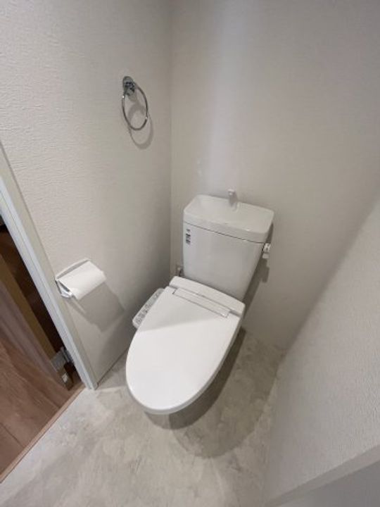 KS BASE 夏見の内装