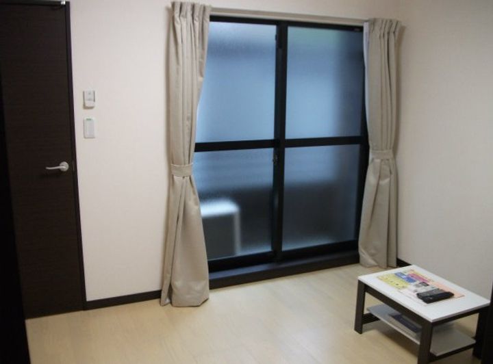 神奈川県横浜市旭区二俣川2(アパート)の賃貸物件の居間