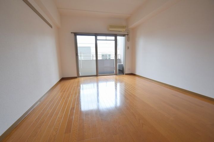 大阪府大阪市鶴見区焼野1(マンション)の賃貸物件の居間