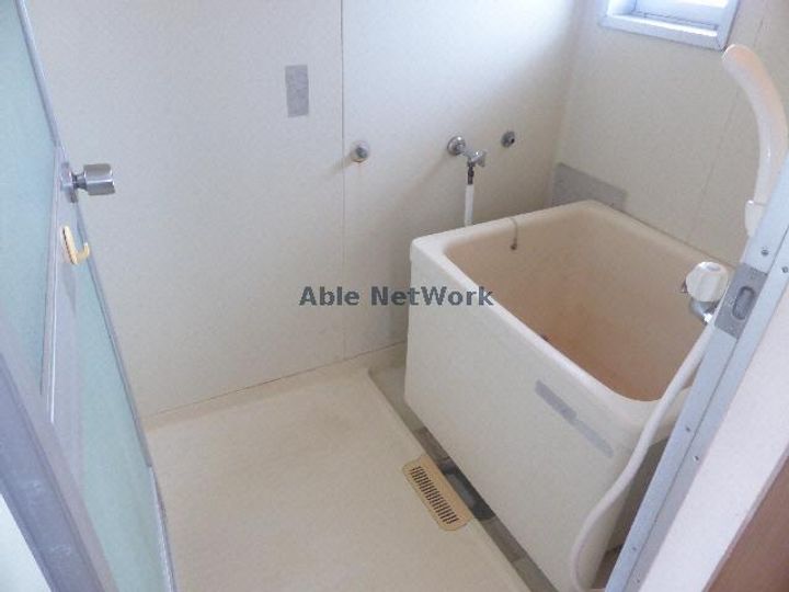 宮崎県都城市花繰町(アパート)の賃貸物件の風呂