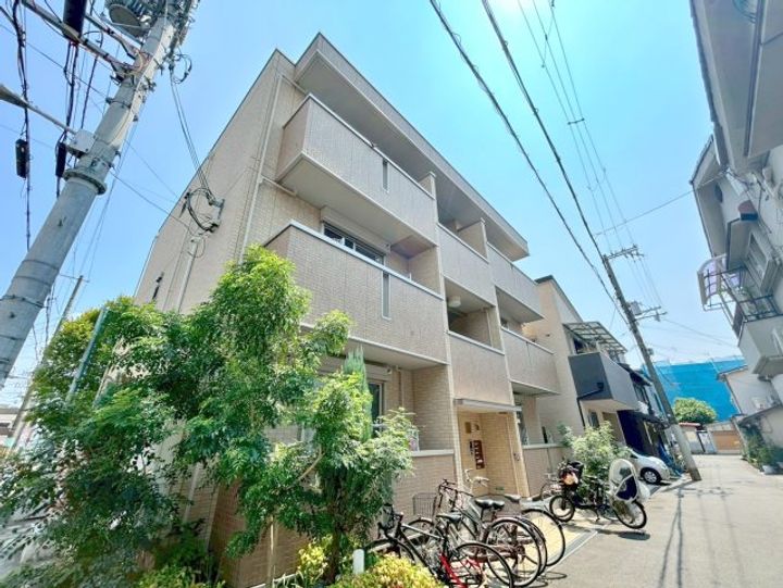 ハイツ大今里の外観