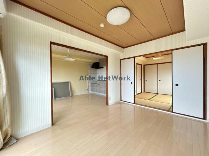 ウベマンションの居間