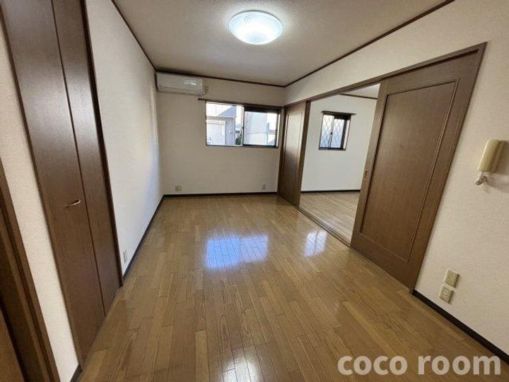 静岡県島田市本通6(アパート)の賃貸物件の居間