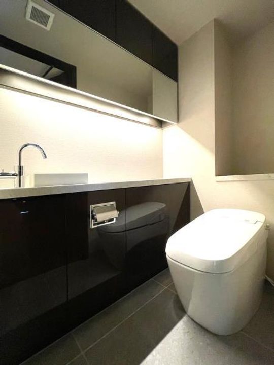 東京都港区元麻布3(マンション)の賃貸物件の内装