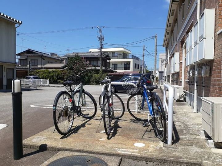 ウエスト・モンターニュBの地図