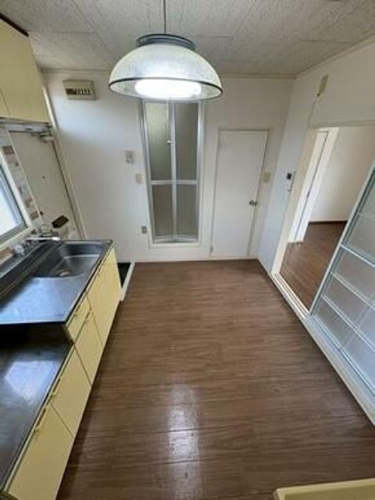 辻ハイツの居間