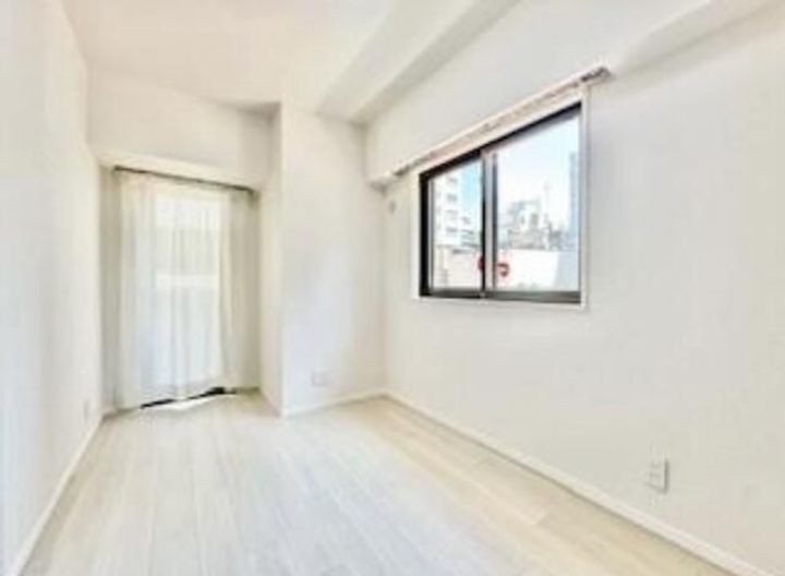 プレシャス浅草雷門の内装