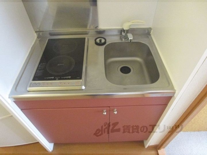 レオパレス伊吹のキッチン