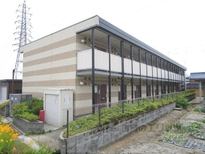 レオパレス伊吹の外観