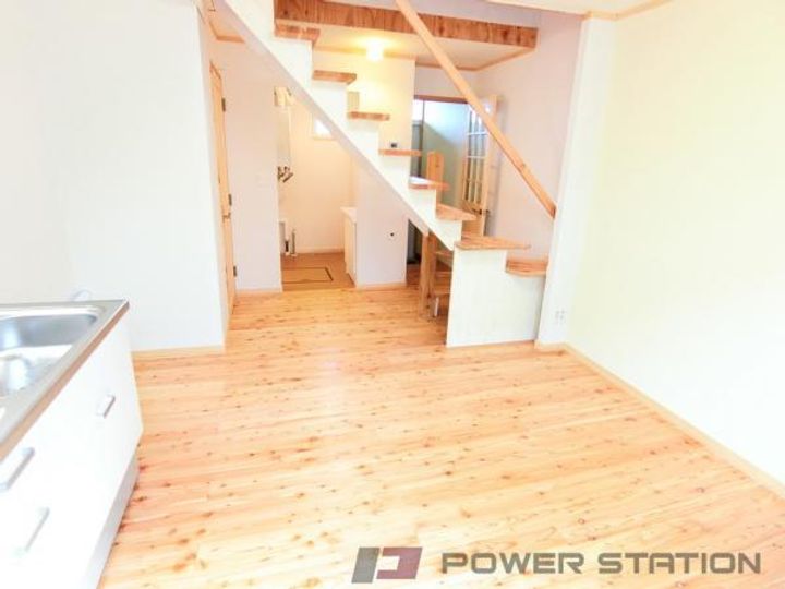 北海道小樽市銭函1(一戸建)の賃貸物件の居間