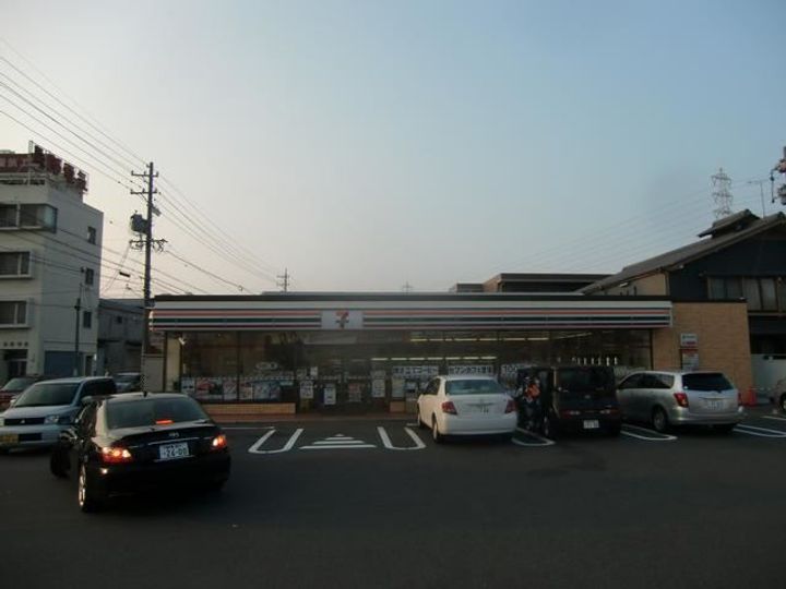 セジュールカルフール Bの周辺