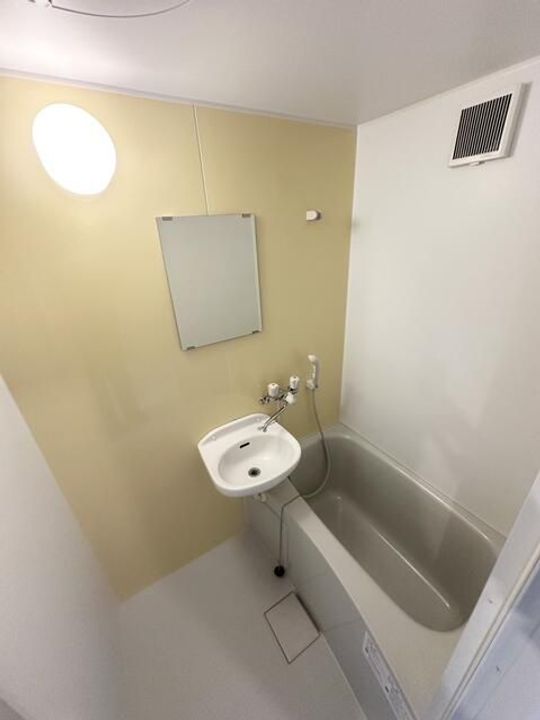 ユナイト六浦ジローラモ・カルダーノの風呂