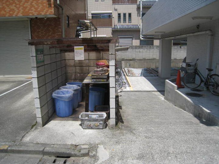 東京都日野市旭が丘2(マンション)の賃貸物件の地図