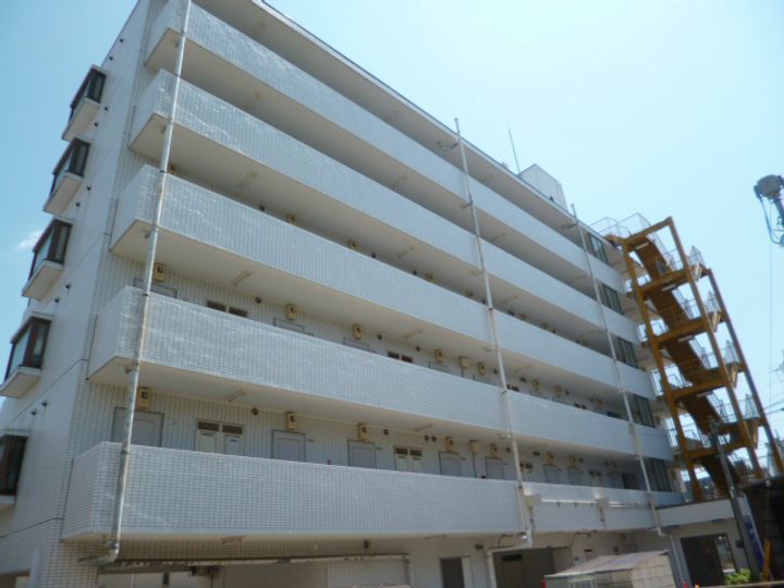 東京都日野市旭が丘2(マンション)の賃貸物件の外観