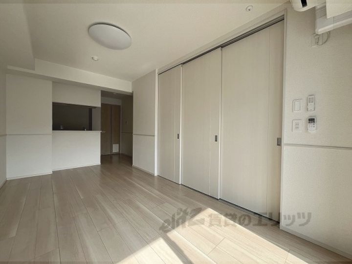 グラシス池尻の居間