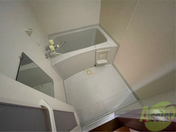 ローレルの風呂