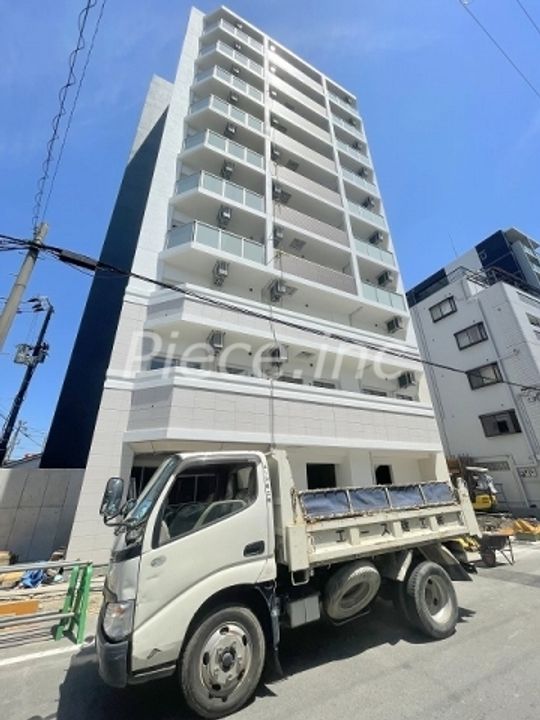 エステムコート新梅田の外観