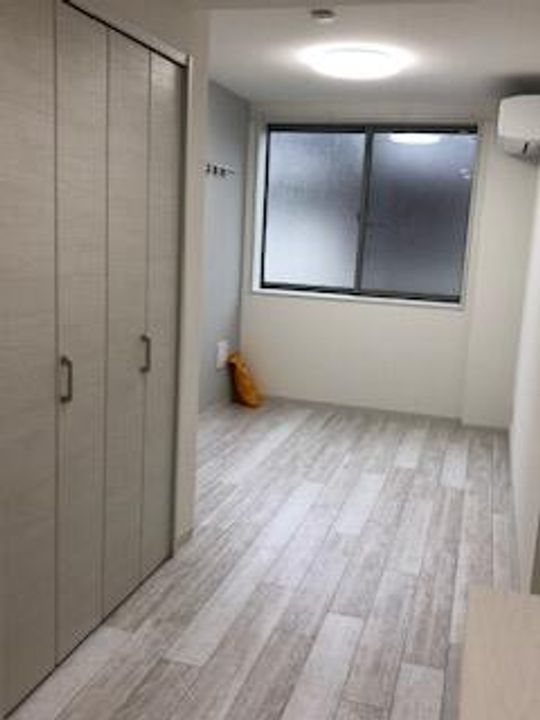 コスモアイズ1の内装