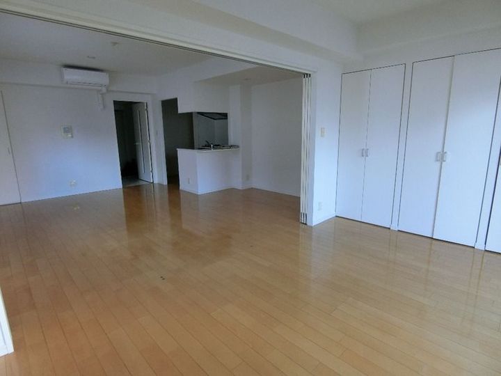 HF新横浜レジデンスの居間