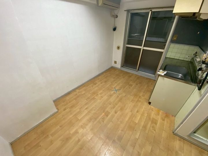 JSビル土橋の居間