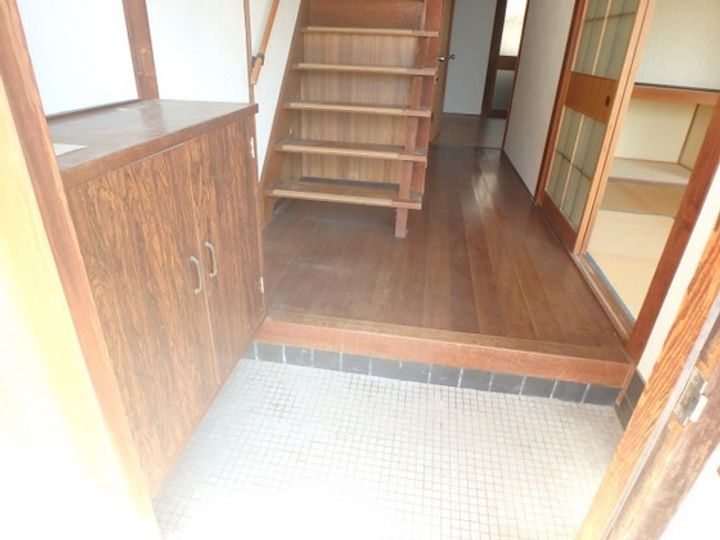 広島県広島市西区己斐上3(一戸建)の賃貸物件の玄関