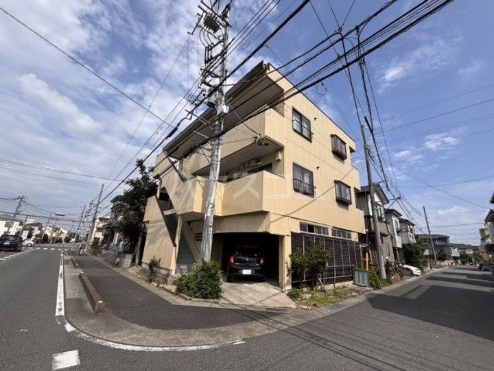 石塚コーポの外観