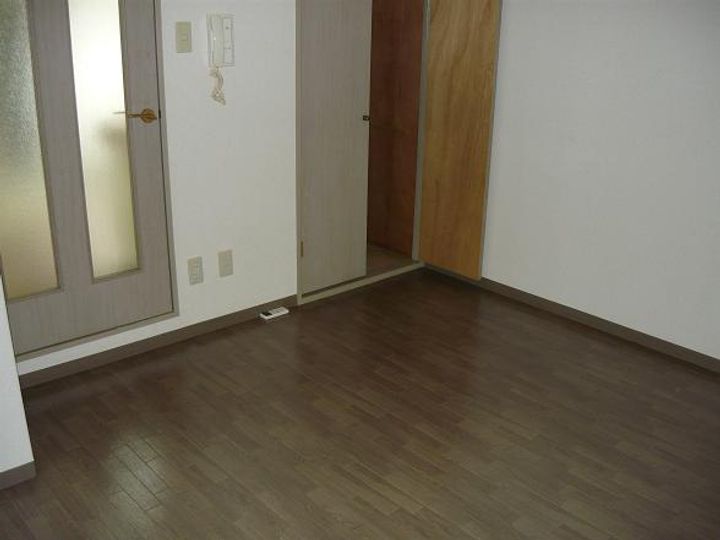 ラベンダーステージ30の居間