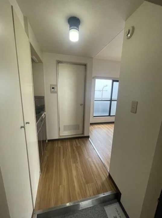 東京都世田谷区成城2(マンション)の賃貸物件の居間