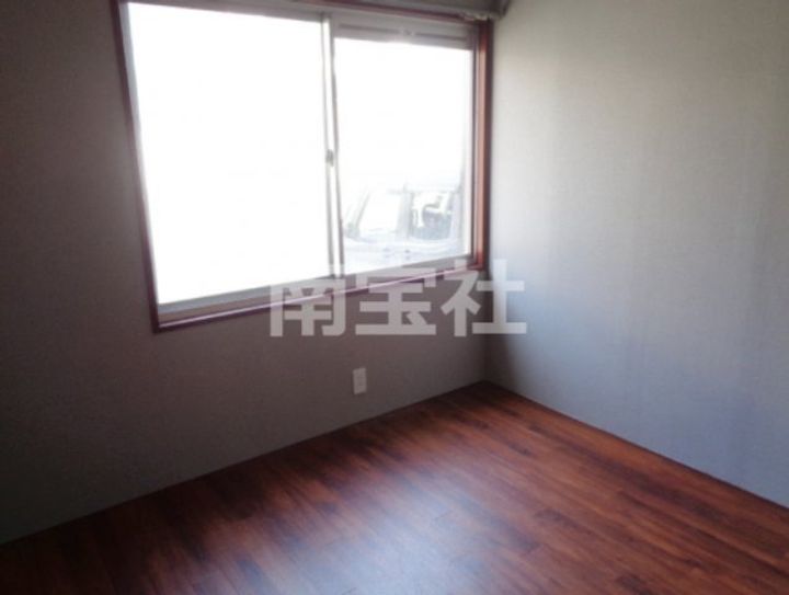 コーポHFの居間