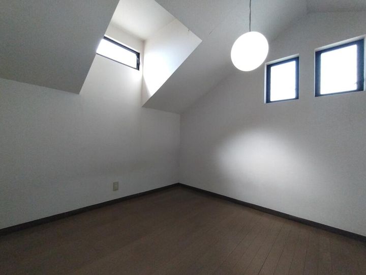 ドルフィン上並榎5の内装