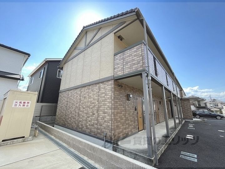 モナリエコート1の外観