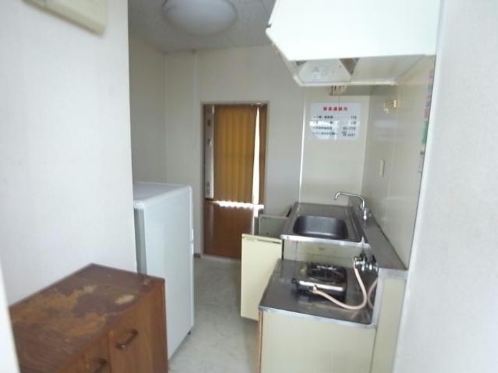 メゾンエスポワールの玄関