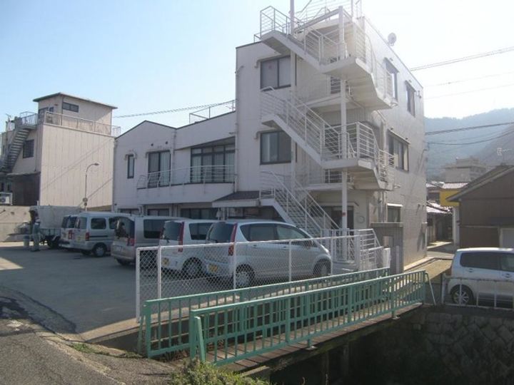 広島県福山市水呑町三新田2(アパート)の賃貸物件の周辺